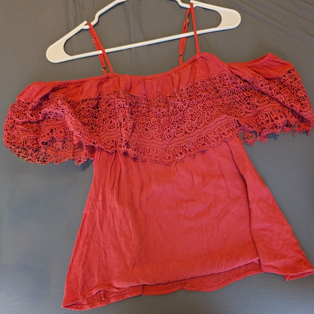 Buckle Red Lace Off-Shoulder Blouse